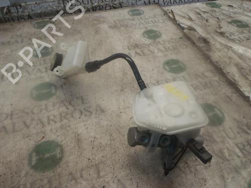 Used Brake master cylinder PEUGEOT 308 I (4A_, 4C_) 1.6 16V (120 hp) 3814564
