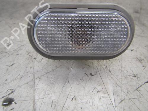 Used Right side indicator Right side indicator NISSAN PRIMASTAR Van (X83) 2.0 dCi 90 (90 hp) 11643973 11643973