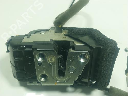 front-right-lock-renault-kadjar-ha_-hl_-805004ea2a-2015-19136412 main image