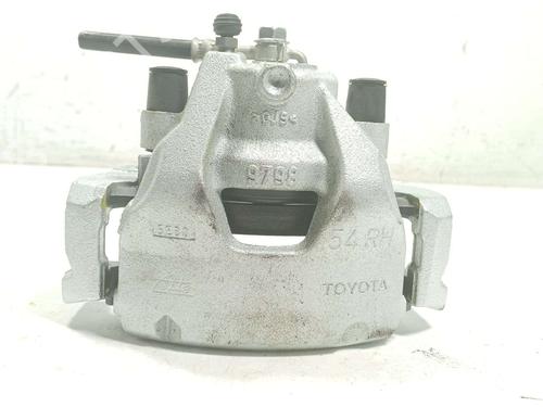 Used Right front brake caliper Right front brake caliper TOYOTA YARIS (_P21_, _PA1_, _PH1_) 1.5 Hybrid (MXPH13) (131 hp) 38546623 38546623