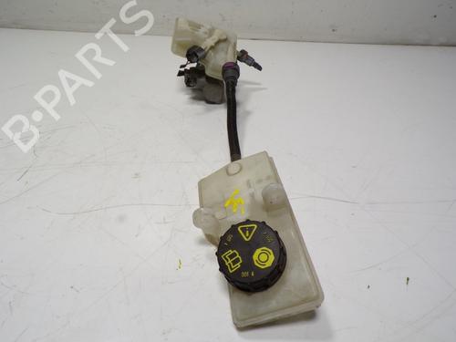Brake master cylinder FORD KUGA II (DM2) | BP11194046M77 - Image 3