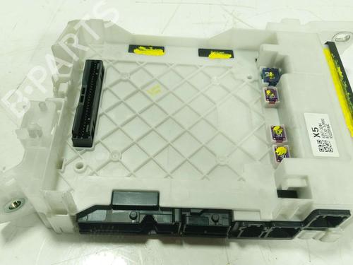 Used Fuse box Fuse box 38546577 38546577