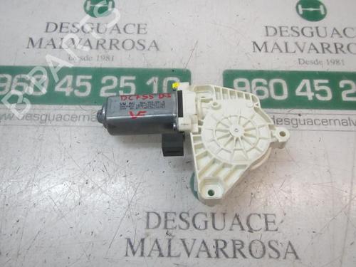 Used Left front window motor VW GOLF VII (5G1, BQ1, BE1, BE2) 1.0 TSI (115 hp) 3992632