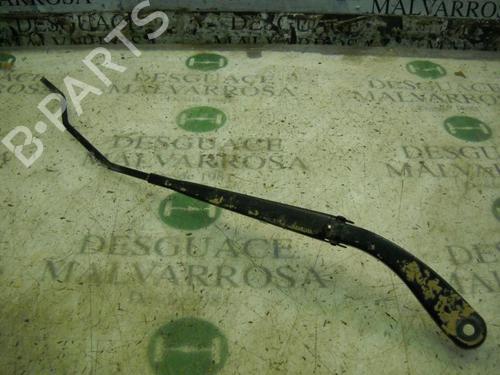 Used Front windshield wiper arm Front windshield wiper arm RENAULT MEGANE II (BM0/1_, CM0/1_) 2.0 dCi (BM1K, CM1K) (150 hp) 3790562 3790562