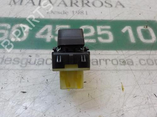 Used Left front window switch Left front window switch DACIA SANDERO II 1.2 (75 hp) 3870687 3870687