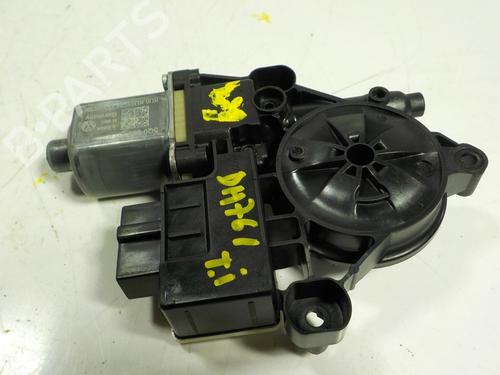 Used Left rear window motor Left rear window motor SEAT LEON (5F1) [2012-2021] 8416233 8416233