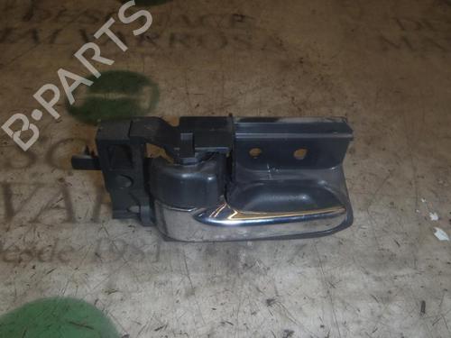 Used Front left interior door handle TOYOTA COROLLA (_E12_) 1.6 VVT-i (ZZE121_, ZZE121R) (110 hp) 3786222