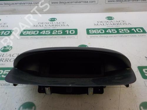 Used Display monitor RENAULT MEGANE III Hatchback (BZ0/1_, B3_) 1.5 dCi (BZ1G, BZ1W, BZ0R) (95 hp) 4003277