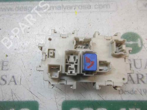 Used Fuse box Fuse box NISSAN PATHFINDER III (R51) 2.5 dCi (174 hp) 3875998 3875998