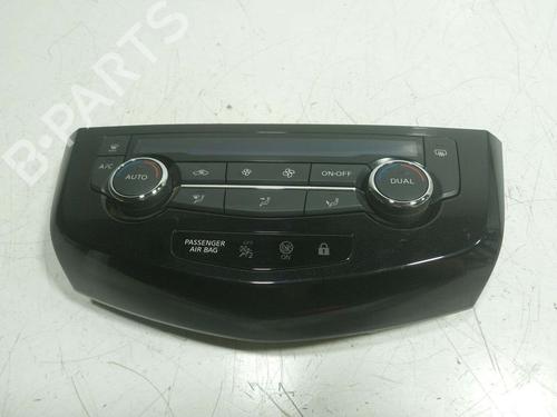 Used Climate control Climate control 39177064 39177064