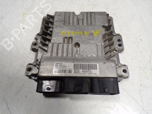 Used Engine control unit (ECU) Engine control unit (ECU) CITROËN C4 Picasso II [2013-2026] 8647320 8647320