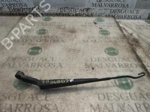 Used Front windshield wiper arm CHEVROLET LACETTI (J200) 1.6 (109 hp) 3815744