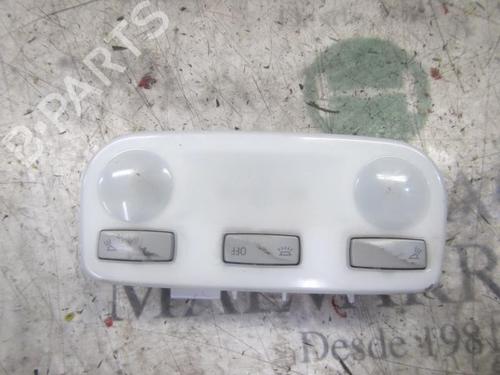 Plafonier Plafonier RENAULT MEGANE III Hatchback (BZ0/1_, B3_) 1.5 dCi (BZ0C) (90 hp) 7411052 7411052