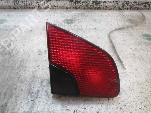 Used Left tailgate light PEUGEOT 406 (8B) 2.0 HDI 110 (109 hp) 3989760