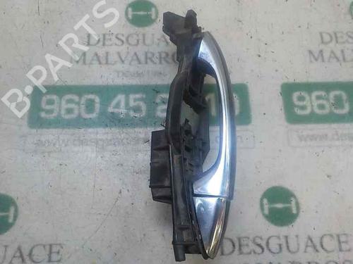 front-right-exterior-door-handle-mercedes-benz-e-class-w211-a2037600834-2002-2003-2004-2005-2006-2007-2008-2009-9082271 main image