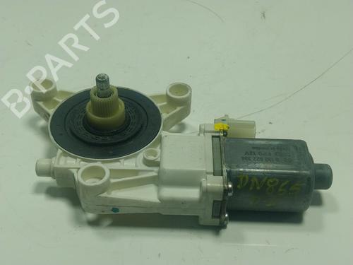 Used Right front window motor Right front window motor CHRYSLER GRAND VOYAGER V (RT) 2.8 CRD (163 hp) 18828638 18828638