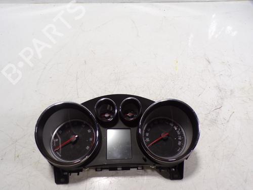 Used Instrument cluster OPEL ASTRA J (P10) [2009-2016]  7666534