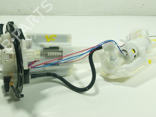 Used Fuel pump TOYOTA YARIS CROSS (MXP_) 1.5 Hybrid (MXPJ11) (131 hp) 31828693