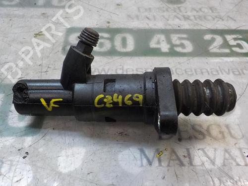 Used Clutch slave cylinder VW GOLF VI (5K1) 1.6 TDI (105 hp) 14280488