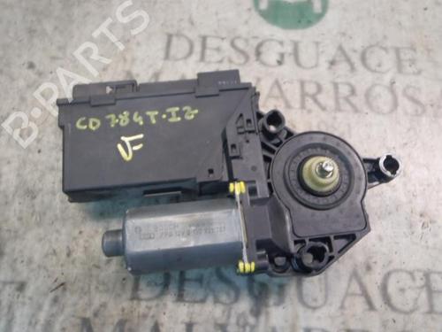 Motor do elevador de vidro trás esquerdo AUDI A4 B6 (8E2) 1.9 TDI (130 hp) 3812778