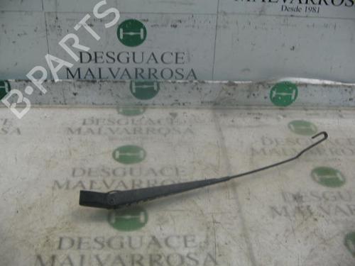Used Rear windshield wiper arm Rear windshield wiper arm FORD MONDEO I (GBP) 1.8 TD (88 hp) 3752393 3752393