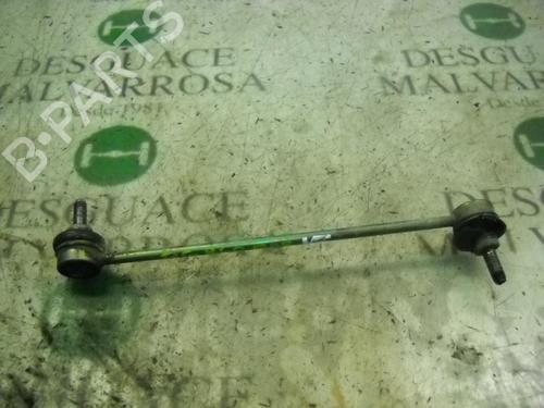 Used Right front suspension arm RENAULT LAGUNA II Grandtour (KG0/1_) 1.9 dCi (107 hp) 14267598