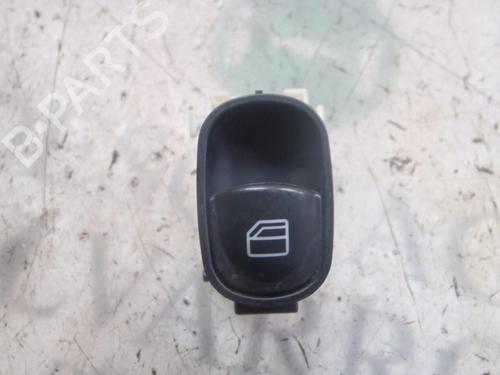 Used Left rear window switch Left rear window switch MERCEDES-BENZ C-CLASS (W203) C 180 (203.035) (129 hp) 3831180 3831180