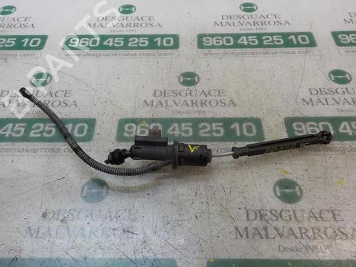 Used Clutch slave cylinder Clutch slave cylinder PEUGEOT 308 SW I (4E_, 4H_) [2007-2014] 14282428 14282428
