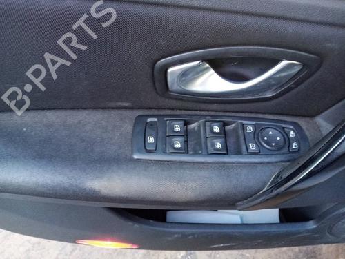 Left headlight RENAULT LAGUNA III (BT0/1) 1.5 dCi (BT00, BT0A, BT0T, BT1J) | BP15489766C28