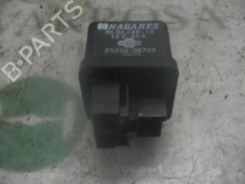 Used Electronic module NISSAN TRADE Van 75 (75 hp) 3781596