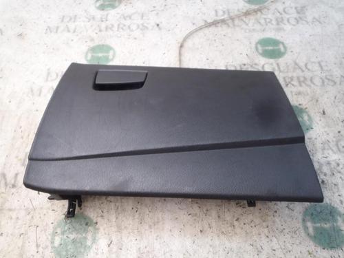 Used Glove box Glove box LANCIA YPSILON (843_) 1.2 (843.AXA1A) (60 hp) 3825827 3825827