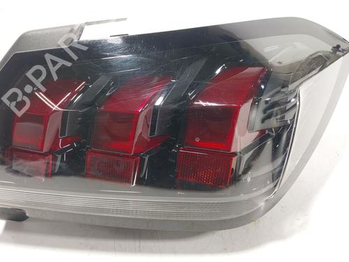 Used Right taillight Right taillight PEUGEOT 208 II (UB_, UP_, UW_, UJ_) 1.2 PureTech 100 (101 hp) 30168676 30168676