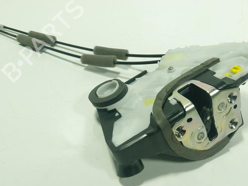 Used Front left lock TOYOTA YARIS (_P21_, _PA1_, _PH1_) 1.5 Hybrid (MXPH10, MXPH11) (116 hp) 31847496