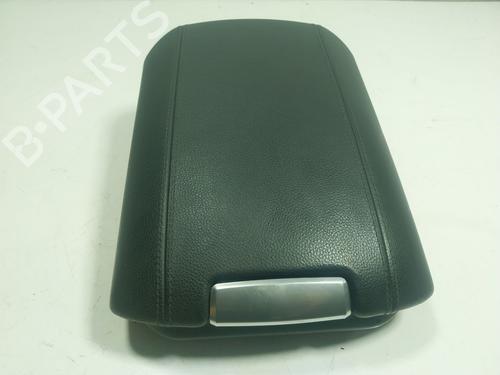 Used Armrest / Center console Armrest / Center console PORSCHE CAYENNE (92A) [2010-2018] 19031144 19031144