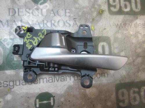 Used Front left interior door handle Front left interior door handle 3863186 3863186