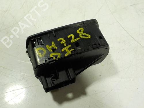 Left front window switch OPEL CORSA E (X15) 1.3 CDTI (08, 68) | BP8493321I27