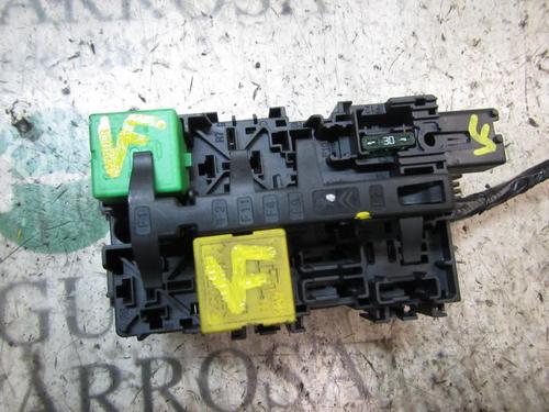 Used Fuse box Fuse box PEUGEOT 208 I (CA_, CC_) 1.2 VTI 82 (82 hp) 4008181 4008181