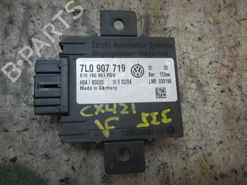 Used Electronic module Electronic module PORSCHE CAYENNE (9PA) 3.2 (250 hp) 4011737 4011737
