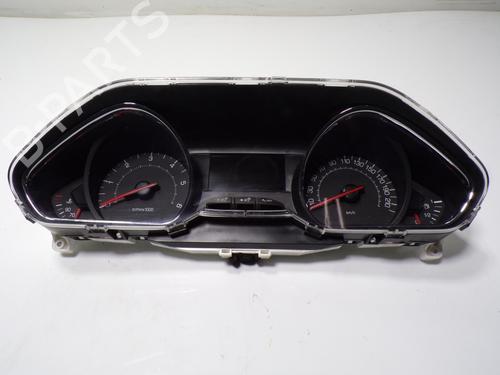 Used Instrument cluster PEUGEOT 208 I (CA_, CC_) 1.4 HDi (68 hp) 17042574