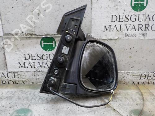 Used Right mirror HYUNDAI H-1 / STAREX Bus (A1) 2.5 TCi (101 hp) 3852762