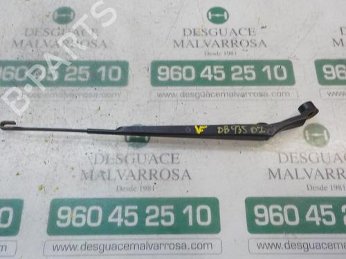 Used Front windshield wiper arm TOYOTA LAND CRUISER 90 (_J9_) 3.0 D-4D 4WD (KDJ90_, KDJ95_, KDJ90W, KDJ95W) (163 hp) 3870250