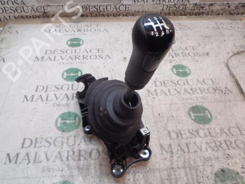Used Gear lever FORD FUSION (JU_) 1.4 TDCi (68 hp) 7410548