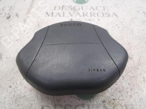 Used Driver airbag Driver airbag IVECO DAILY III Van 35 C 12 V, 35 S 12 V (AGKA43A2, AGKB43A2, AGKB46A2,... (116 hp) 3825916 3825916