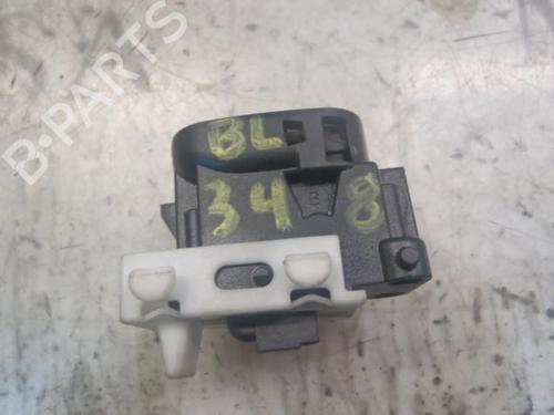 Right rear window switch MERCEDES-BENZ C-CLASS (W203) C 200 CDI (203.007) | BP3795738I28