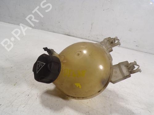 Used Expansion tank PEUGEOT 208 I (CA_, CC_) 1.4 HDi (68 hp) 8818489