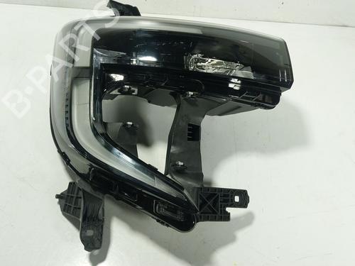 Used Right headlight Right headlight RENAULT MASTER III Van (FV) [2010-2026] 33038390 33038390