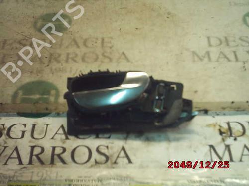 Used Front right interior door handle Front right interior door handle PEUGEOT 307 (3A/C) 2.0 HDi 90 (90 hp) 3785922 3785922
