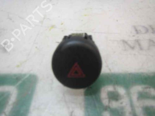 warning-switch-nissan-juke-f15-2010-2011-2012-2013-2014-2015-2016-2017-2018-2019-3991282 main image