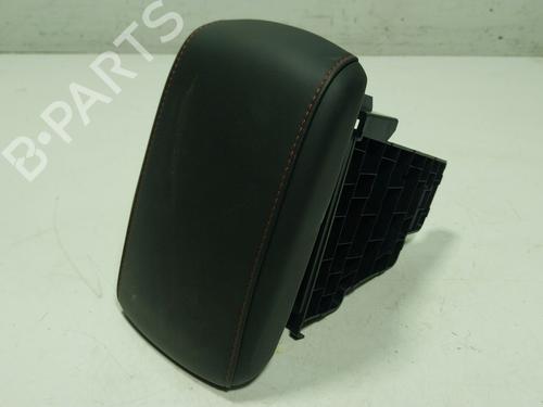 Used Armrest / Center console Armrest / Center console MG MG ZS SUV (AZS1) 1.5 VTi (106 hp) 27523533 27523533