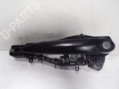 Used Front left exterior door handle BMW 1 (F20) 118 d (150 hp) 11826673